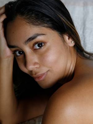 Beautiful babe Paulette Donceles Porn Pics english 13