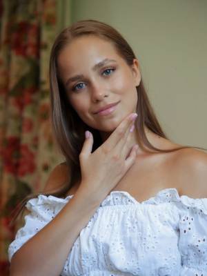 Totally naked Porn Pics english 06