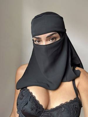 OnlyFans Salma Iman Hot Images Porn Pics english 05