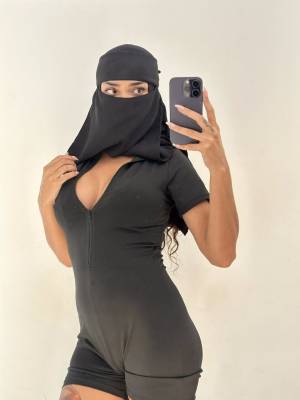 OnlyFans Salma Iman Hot Images Porn Pics english 06