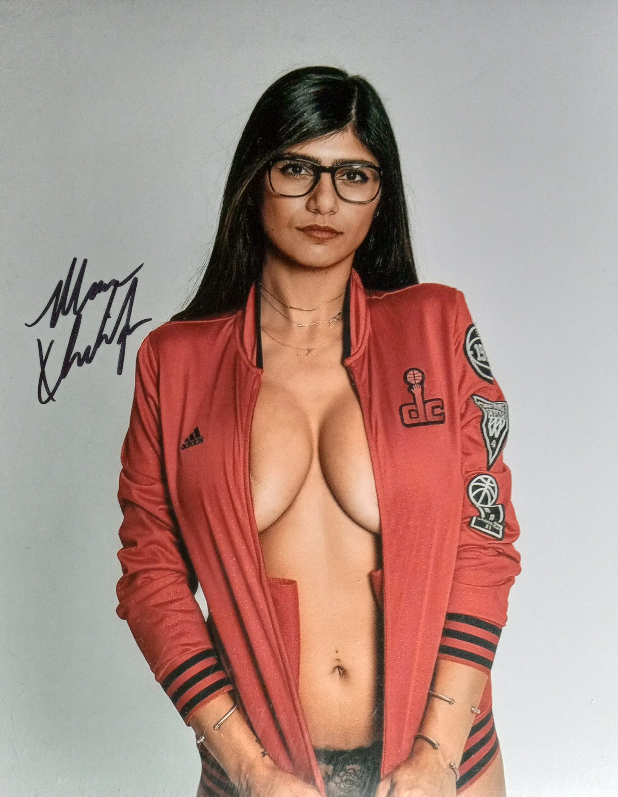 Mia Khalifa Biography – The Life of a Former Adult Entertainment Star