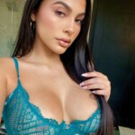 Nude photos of Amanda Trivizas showing everything