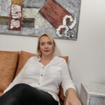 Mature NL featuring Nicole V XXX Pictures